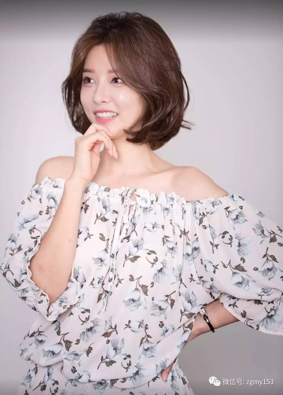 气质短发女的魅力与风采