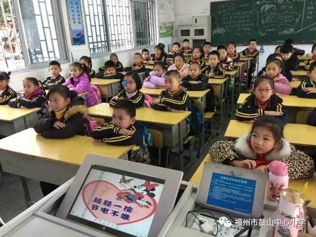 绿色校园黑板报内容，倡导环保理念，共建绿色家园