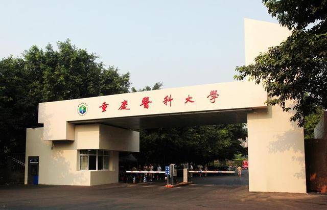 水冷排清洗的重要性及方法探讨