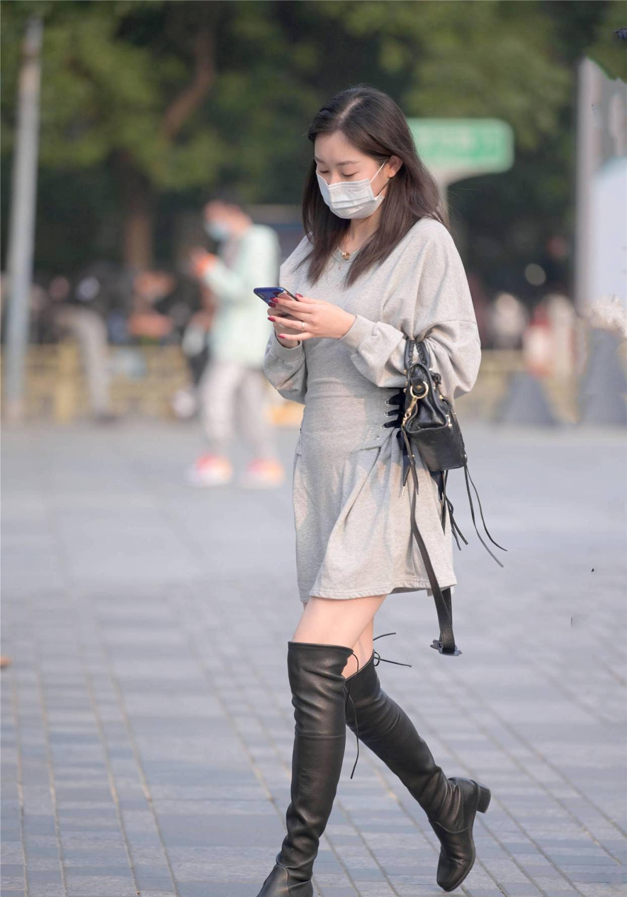 褶皱皮靴，时尚魅力与独特审美的完美结合