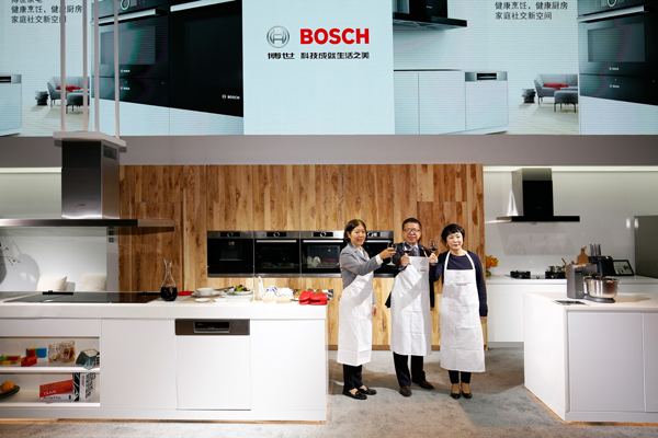 欧家厨卫电器厂，创新与品质的典范