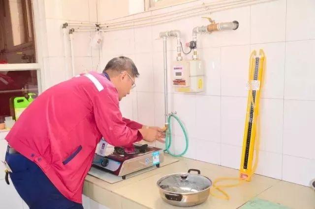 鱼塘高位池大棚的设计与运营，现代水产养殖的新模式