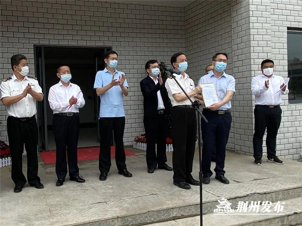 长江水运过泊价，挑战与机遇并存
