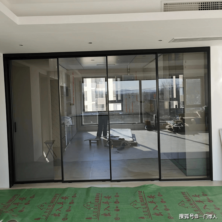 镁铝合金玻璃门，现代家居与商业空间的理想之选