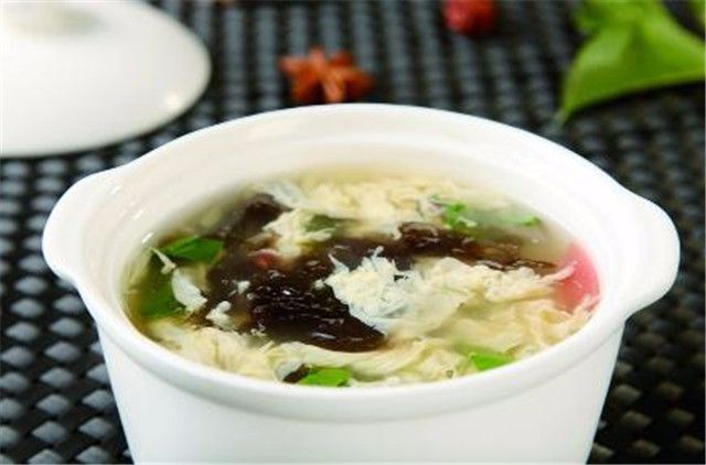 孕妇可以食用紫菜蛋花汤吗？解读孕期饮食中的营养需求与适宜性
