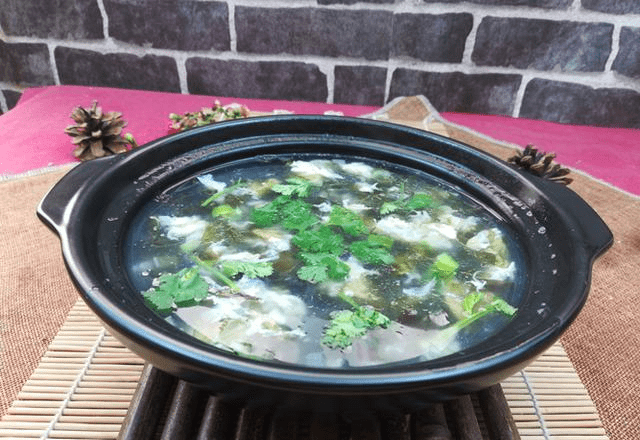 紫菜蛋花虾仁汤，一道鲜美营养的传统汤品做法