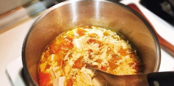 怎样做番茄蛋花汤，一道家常美食的烹饪指南