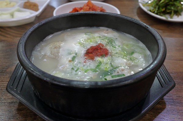 蛋花汤沫沫，一道家常美食的魅力与故事
