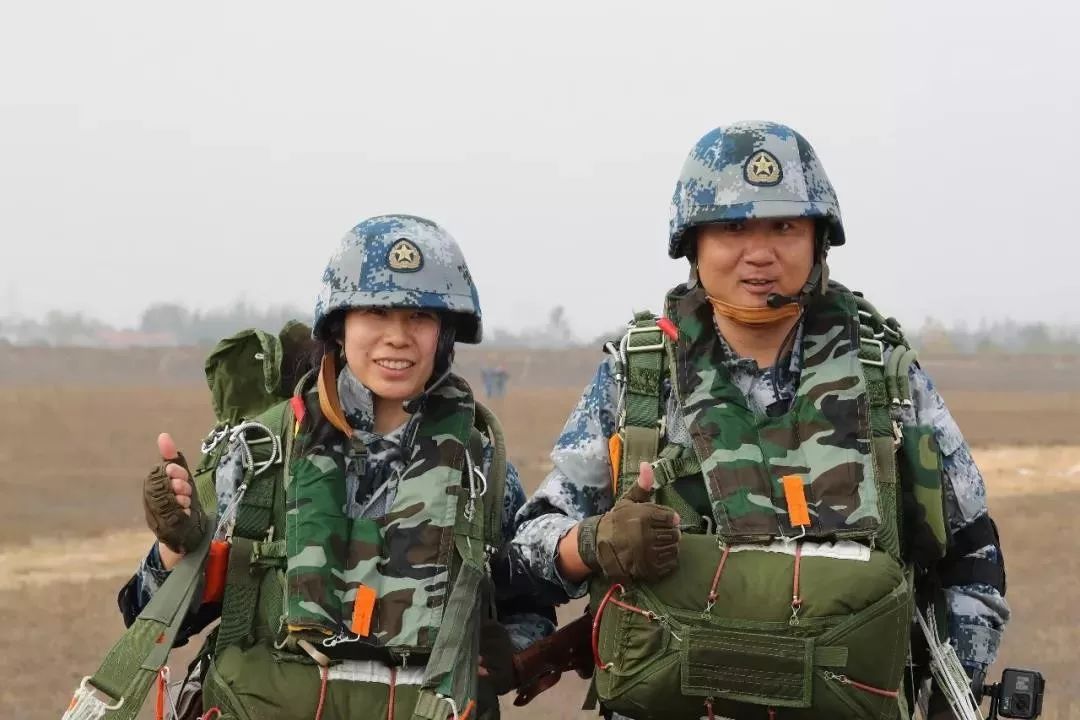 新款空降兵伞兵腰带，设计、功能与应用