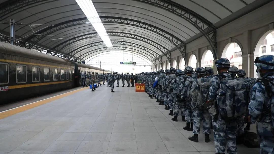 湖北伞兵进入西藏，英勇之旅与独特使命