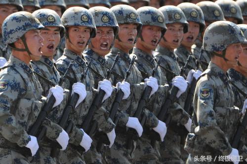 美国陆军伞兵学校，精英的摇篮与荣耀的起点