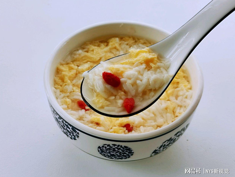 酒糟蛋花汤与哺乳，一种传统催奶食谱的探讨