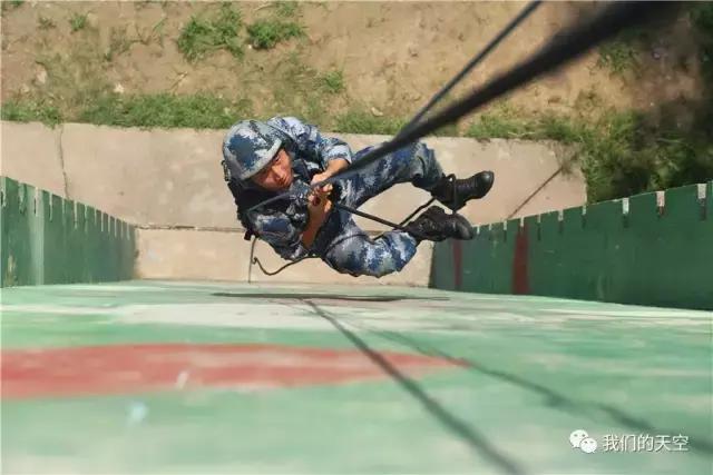伞兵的训练，磨砺意志，锻造精英