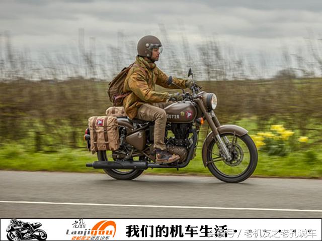 共和国第一代伞兵，英勇无畏的先行者