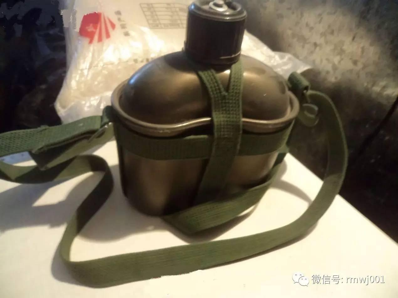 老65式伞兵刀，历史的印记与军事的象征