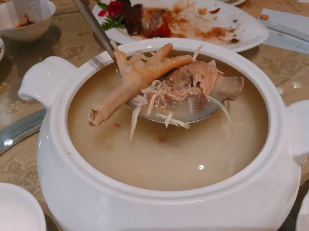 紫茶蛋花汤，一道融合传统与创新的美味佳肴
