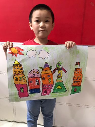 大班美术教案，房子的创意绘画